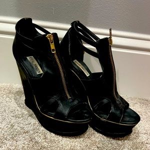 Steve Madden Platform Wedge Black with Gold Piping
